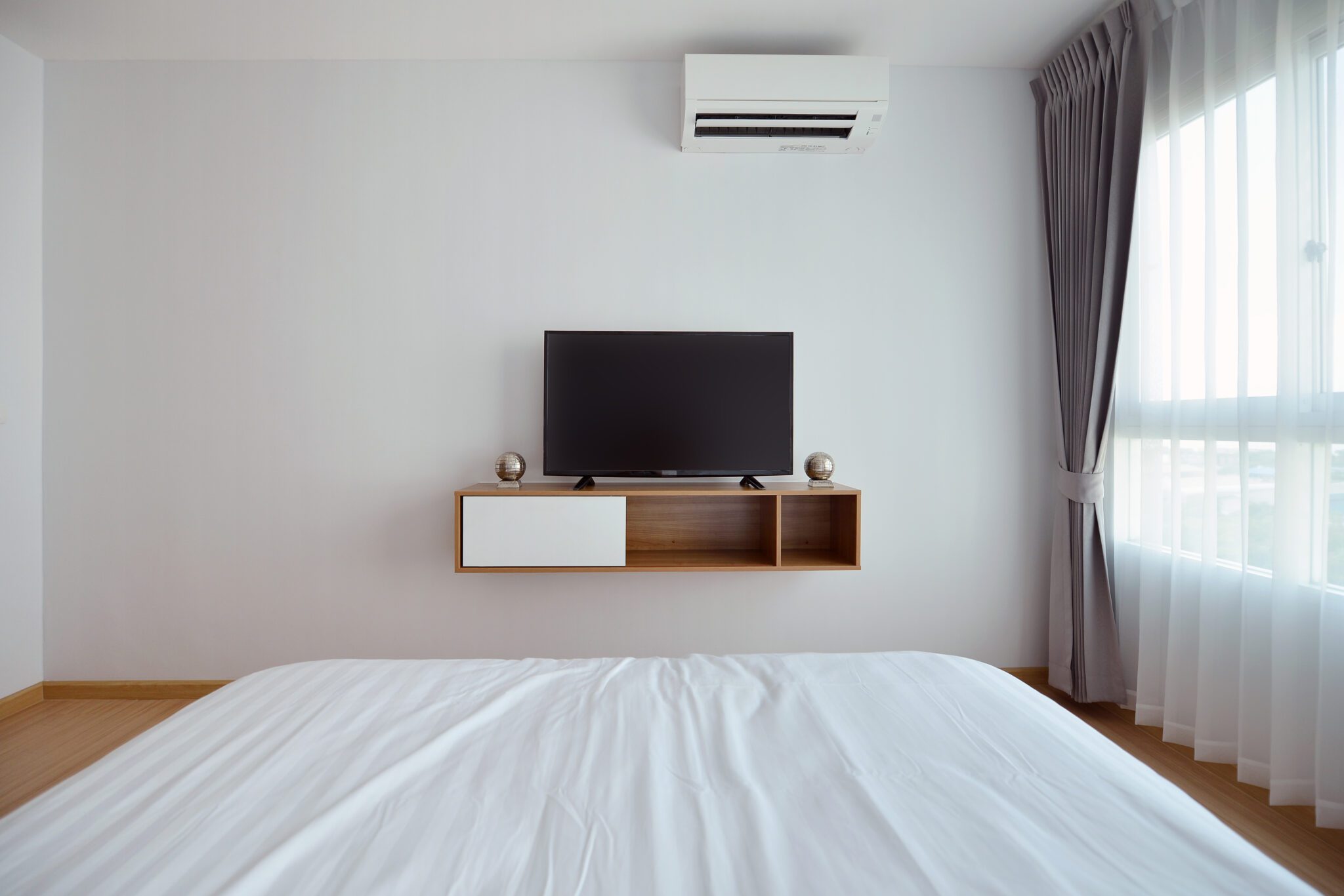 What's the Best TV for a Bedroom in 2023? Trustworthyhomeadvice