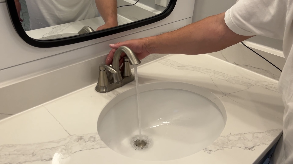 How To Fix A Slow Draining Bathroom Sink Trustworthyhomeadvice   IMG 0573 