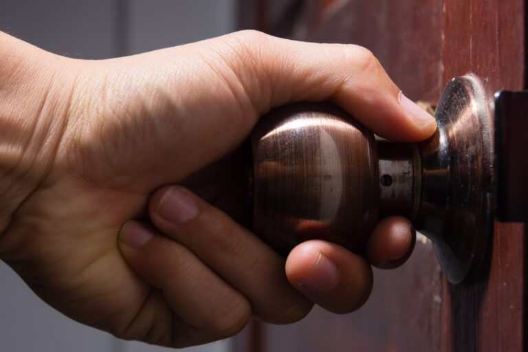 Health Benefits of Brass Doorknobs