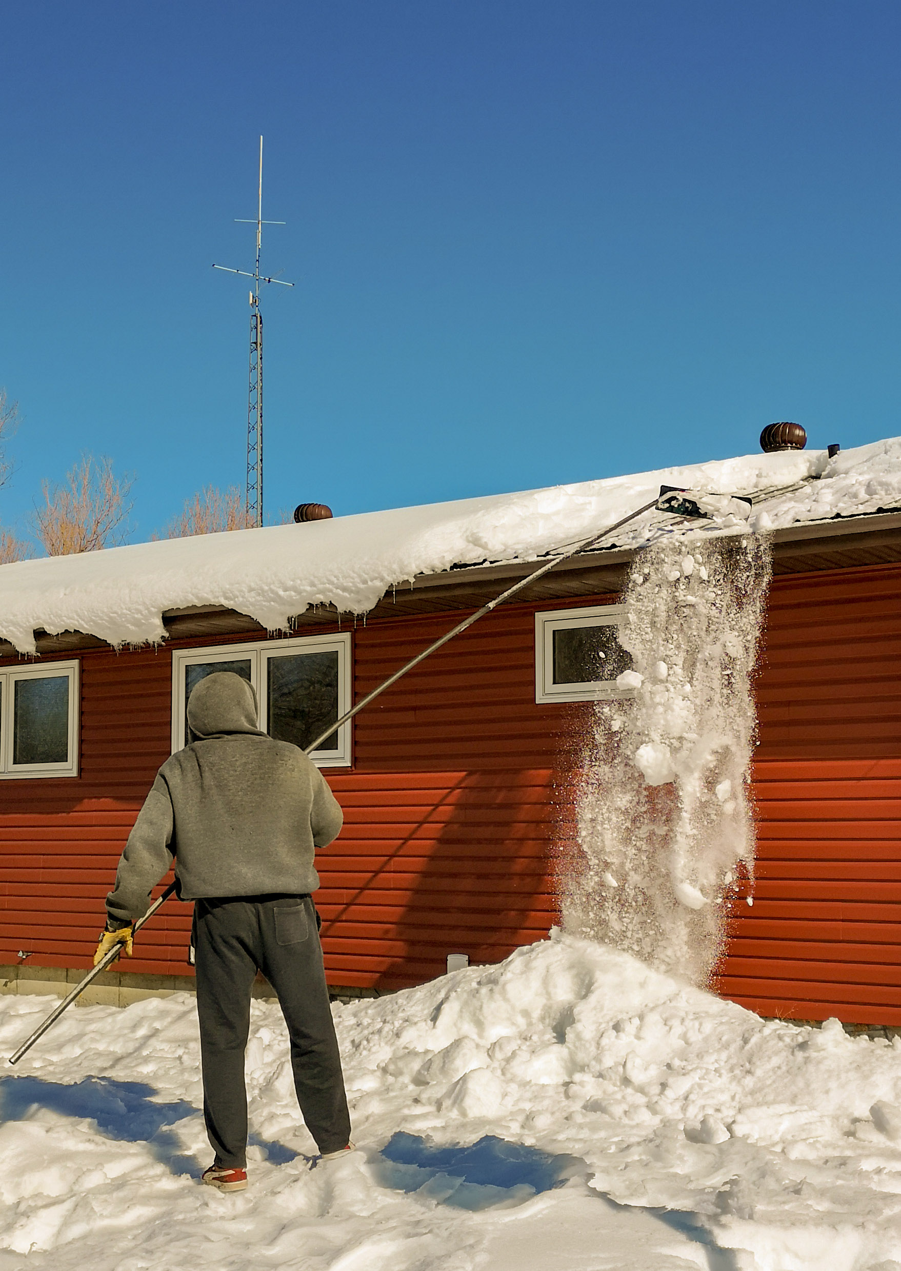 Read more about the article Ice Dams Prevention: Essential Tips for Protecting Your Roof